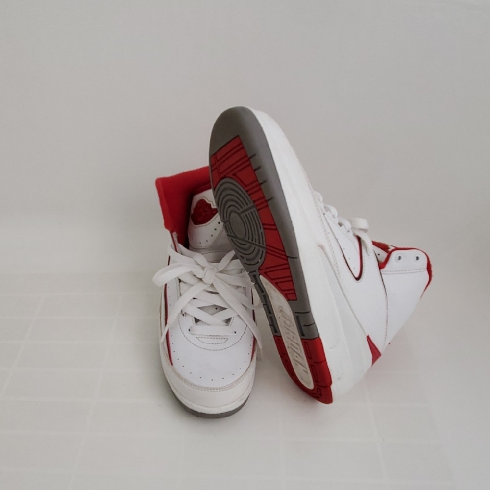 Jordan retro 2